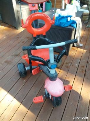 Vélo Smartrike rouge (image 1)