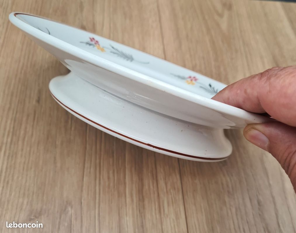 Compotier, Plat de service sur pied, Céramique de St Amand , années 50, 60 - J45 (image 2)