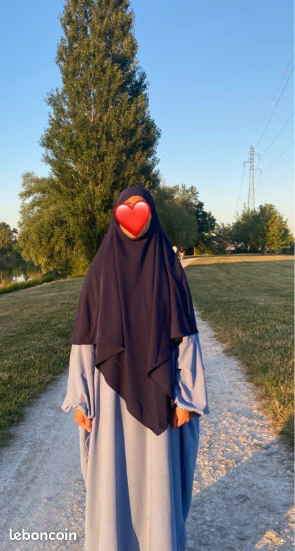 Khimar (image 1)