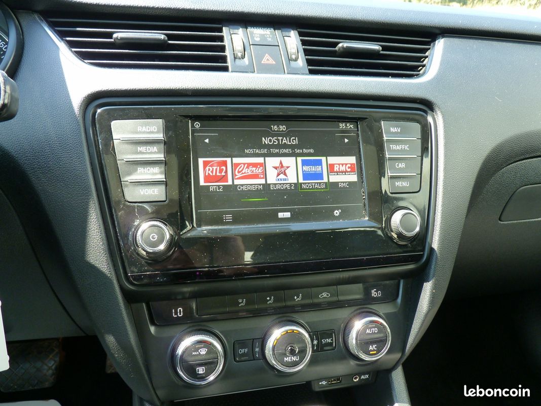 Skoda OCTAVIA 1.6 TDI 110CH CR FAP GREEN TEC STYLE DSG7 (image 9)