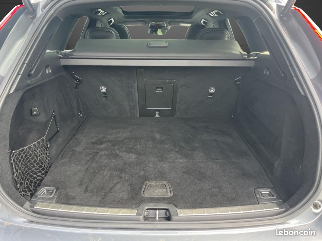 VOLVO XC60 T8 Twin Engine - 303+87 - BVA Geartronic R-Design (image 20)