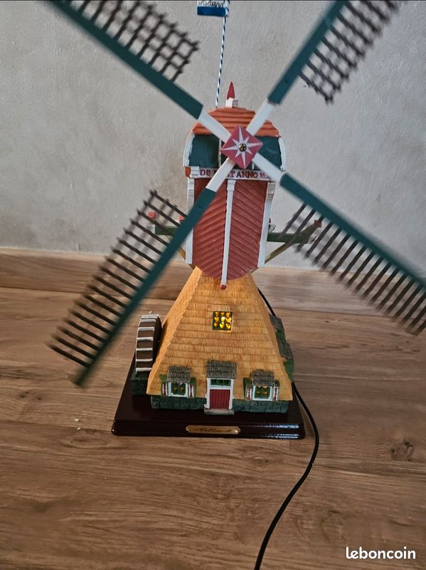 Moulin à vent hollandais lumineux et animé (image 7)