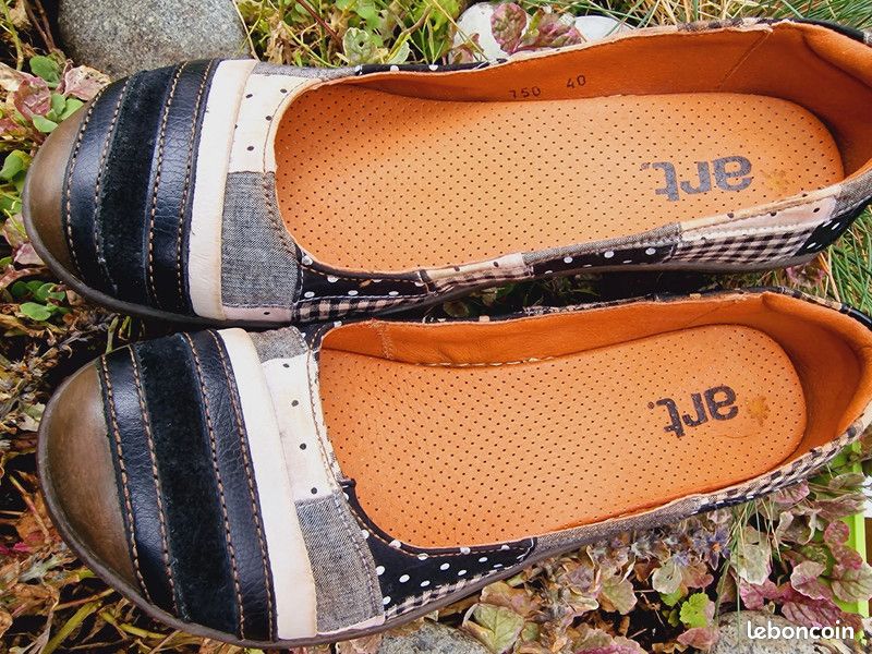 Art chaussure à talon escarpin taille 40 très bon état Chaussures