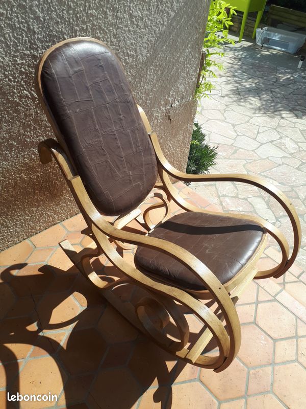 Roking chair (image 2)