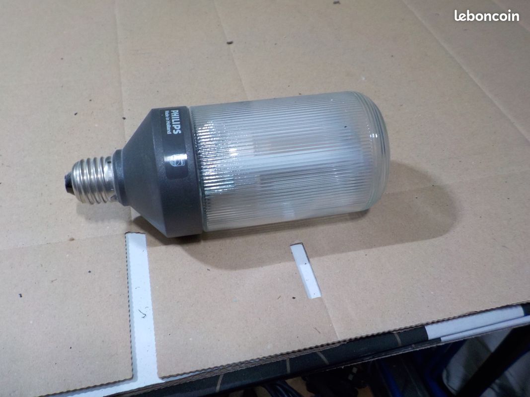 Lampe fluorescente (image 1)