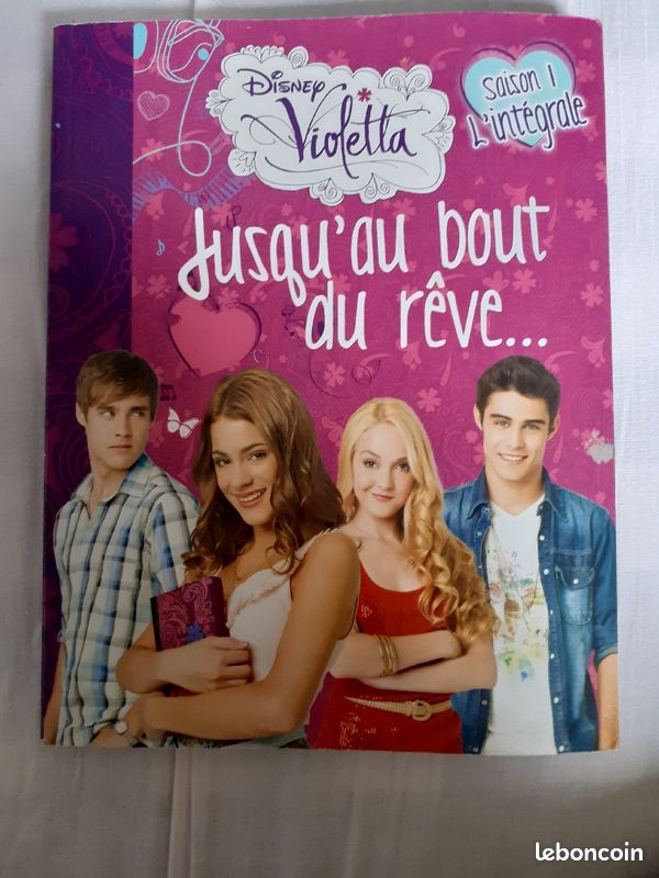 Livre violetta "jusqu au bout du rêve " Disney (image 1)