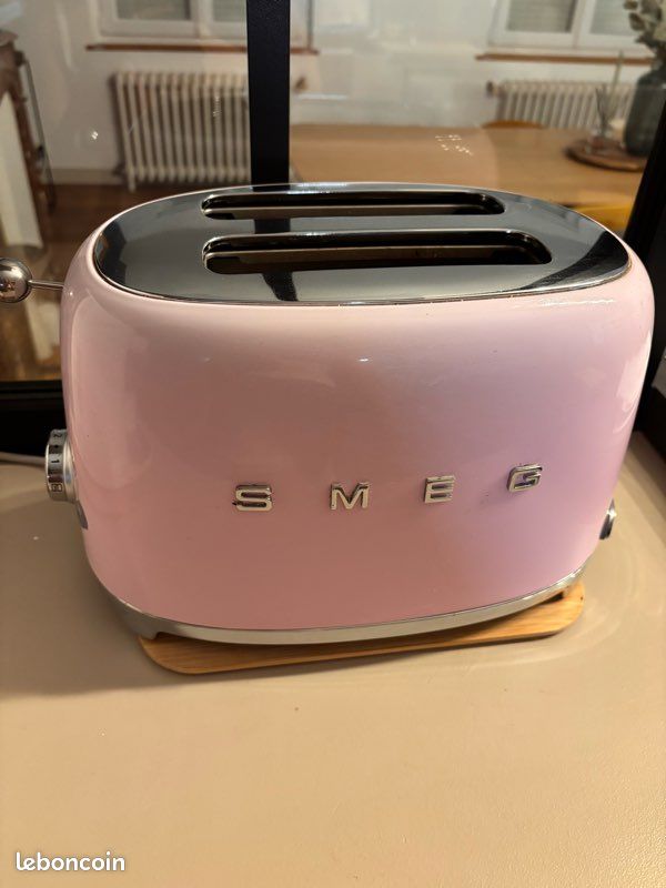 Grille pain SMEG rose (image 3)