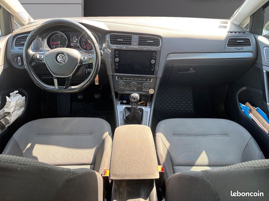 VOLKSWAGEN GOLF 1.6 TDI 115cv TRENDLINE BUSINESS CarPlay Sièges Chauffants Garantie 12 mois (image 2)