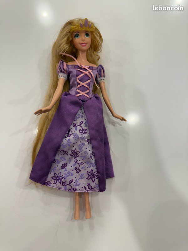 Poupée Raiponce (image 1)