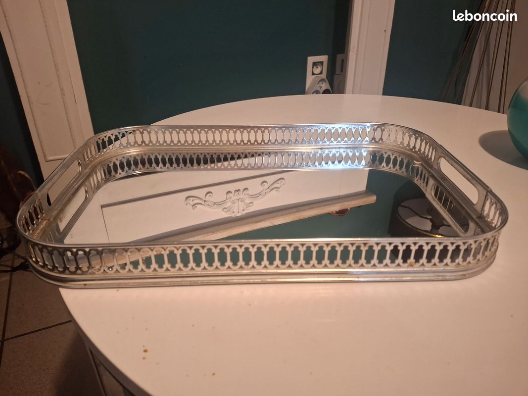ancien plateau plat métal argenté travail anglais diamètre 35 cm
