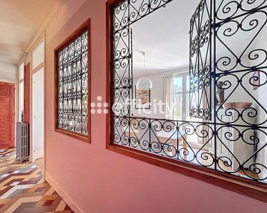 Appartement 435 750 € - 174 m²