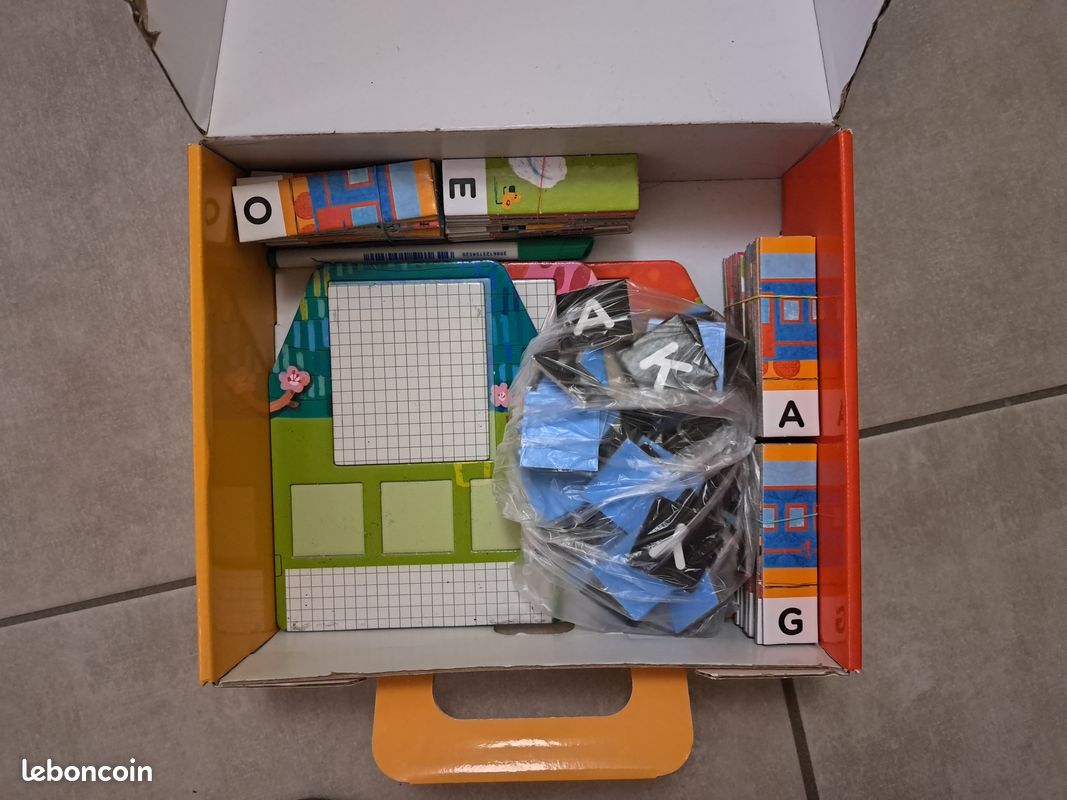Atelier d'écriture Montessori - Je lis et écris de Trois manières différentes ! : Jeu éducatif pour Enfants de 3 à 6 Ans, Version Allemande (DE52484), Orange