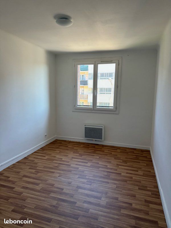Appartement 3 pièces 60 m² · à Roussillon · 60 m² · 630 €/mois