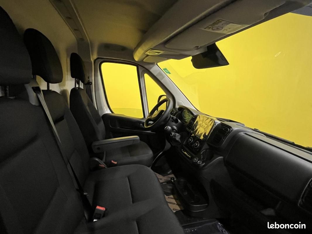 Fiat Ducato Fourgon 3.3 L2H2 2.2 - 140cv S&S III / caméra de recul roue secours 23983 H (image 8)