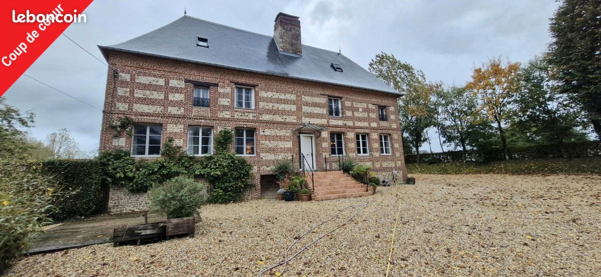 Maison 11 pièces 260 m² · à Yvetot · 260 m² · 699 500 €