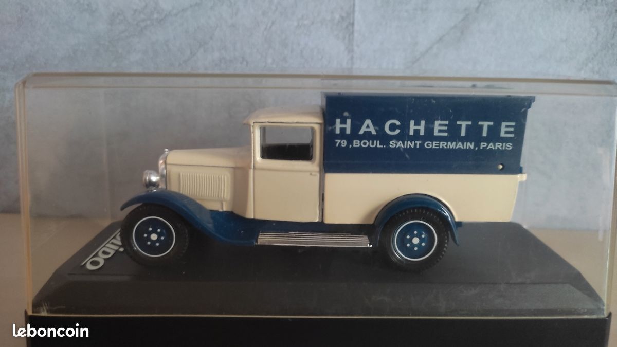 Miniature Solido Citroën C4F 1930 – Véhicule Militaire échelle 1/43 – France
