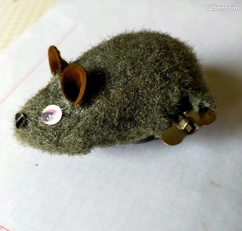 JOUET ANCIEN PETITE SOURIS MECANIQUE EN TOLE JOUET ANCIEN PETITE SOURIS MECANIQUE EN TOLE