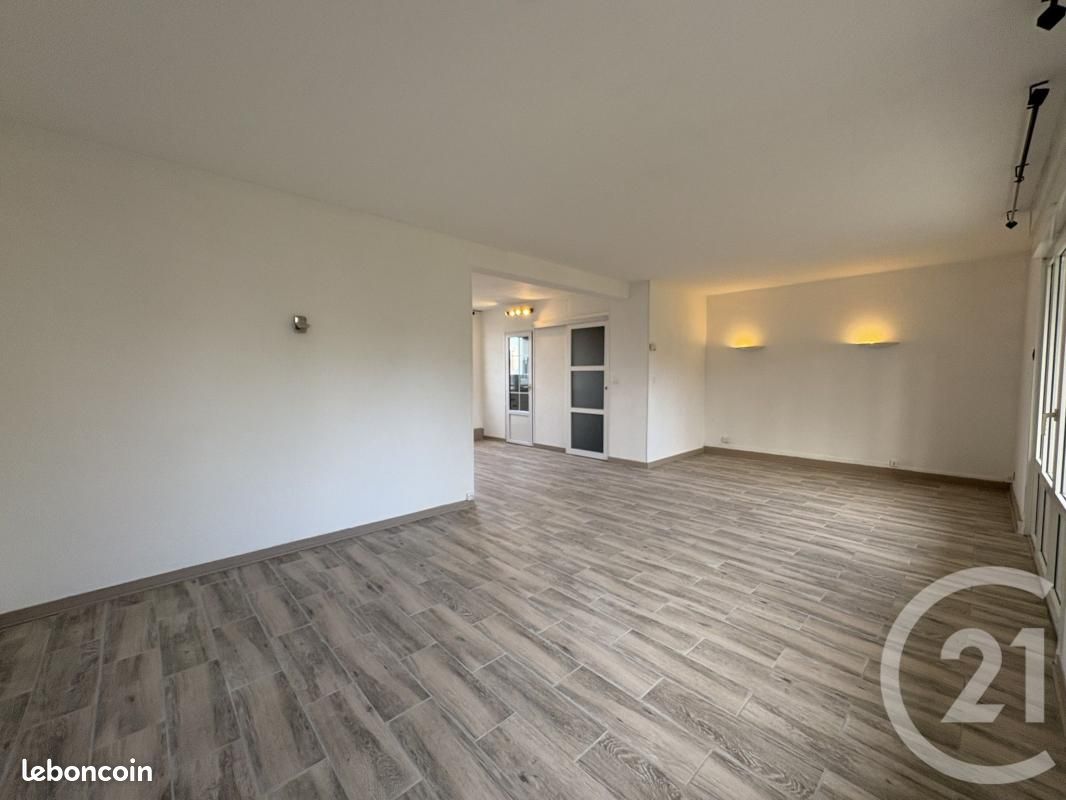 Appartement 4 pièces 93 m² · à Saint-Quentin · 93 m² · 69 990 €