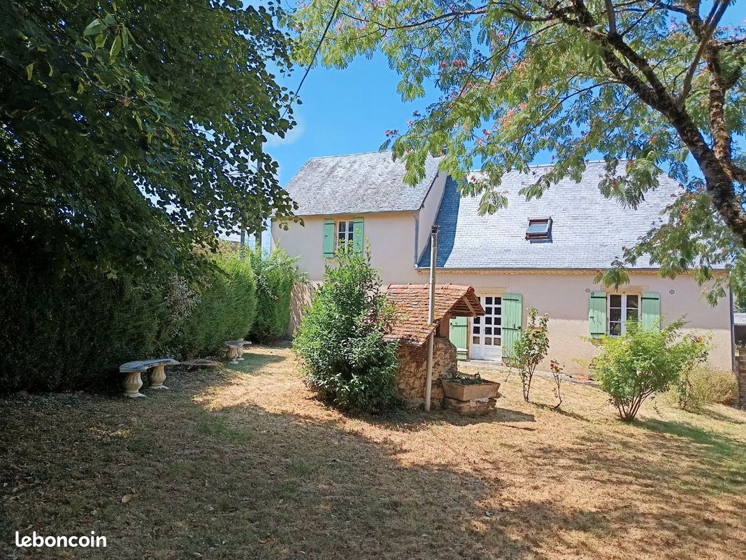 Maison 7 pièces 175 m² · à Hautefort · 175 m² · 239 000 €
