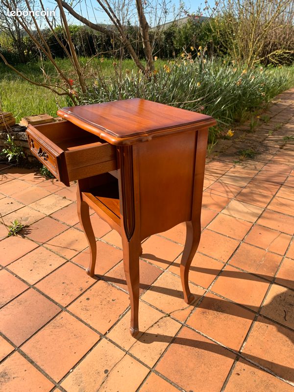 Table de chevet (image 2)