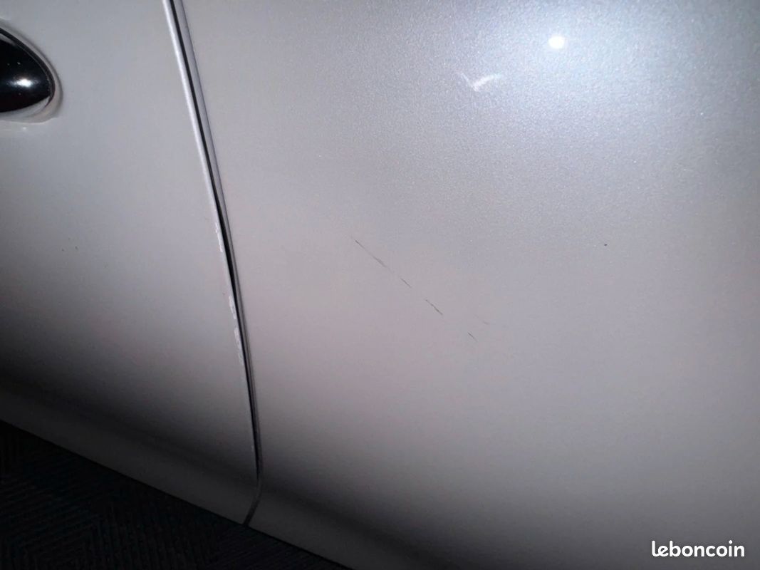 MINI HATCH 3 PORTES F56 LCI II Cooper 136 ch BVA7 Edition Camden (image 32)