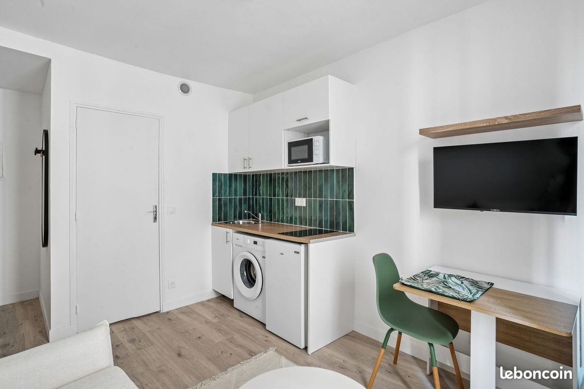 Appartement 1 pièce 14 m² · à Paris · 14 m² · 780 €