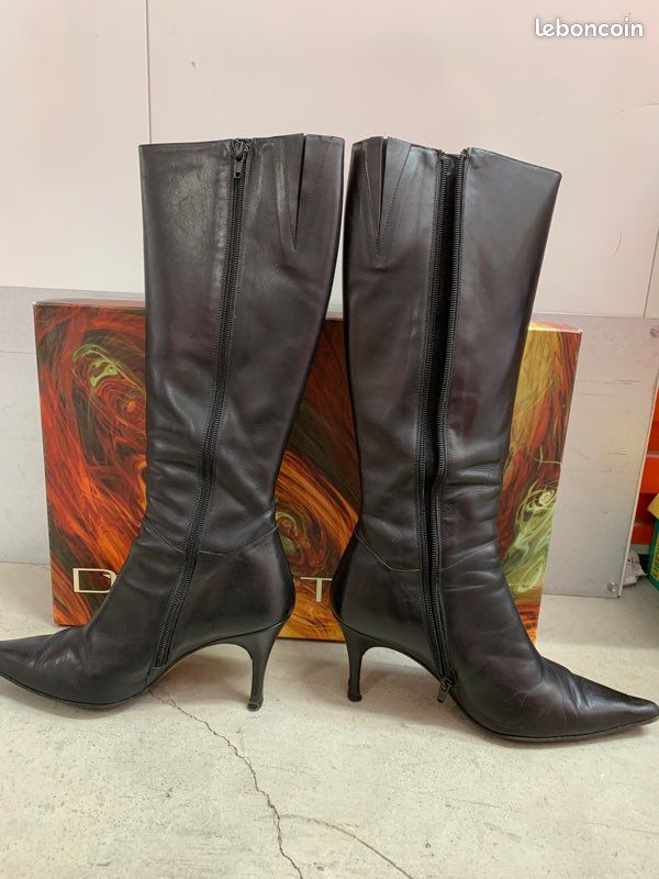 Bottes à talons - noir (image 3)