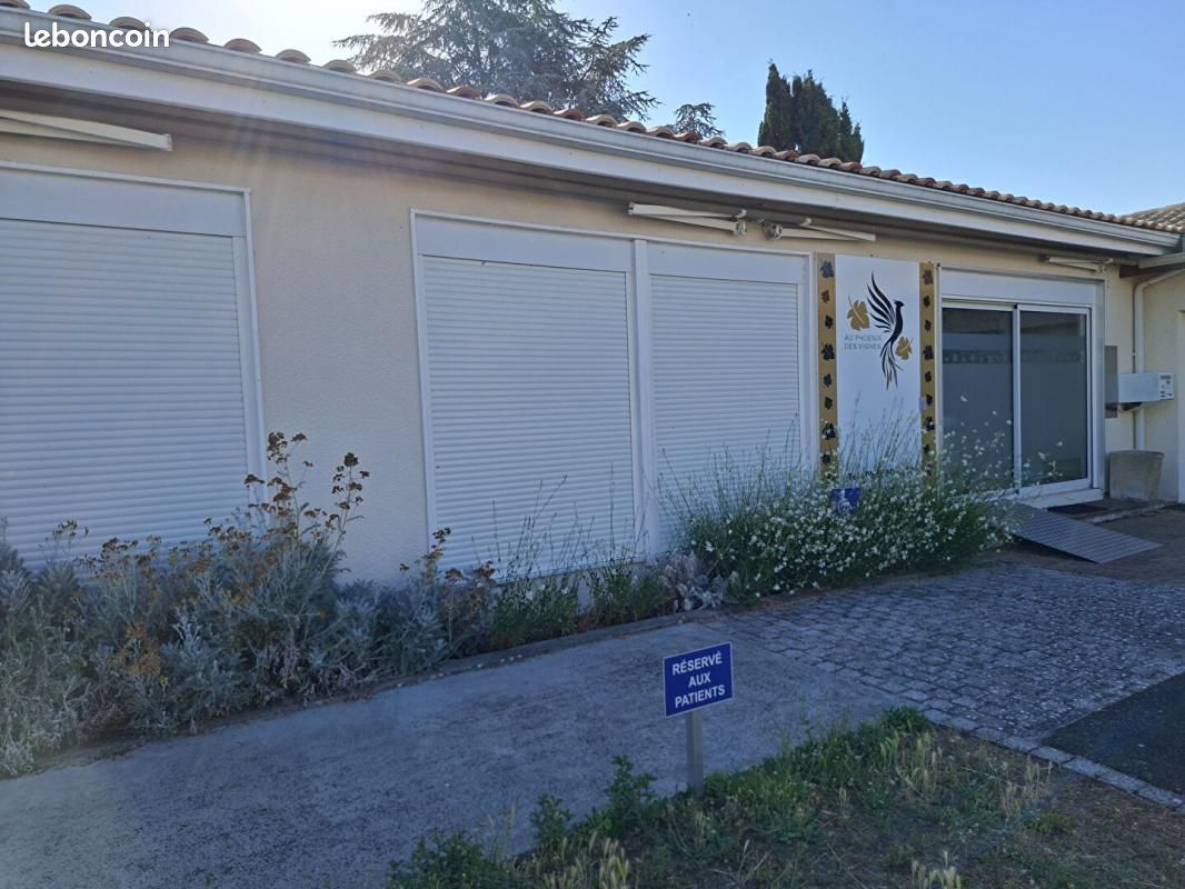 Immeuble 6 pièces 122 m² à Saint-Estèphe