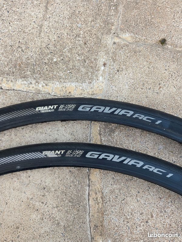 Giant Gavia Pneu Velo Tubeless 700x25 Pneu Velo Route Tubeless Sales
