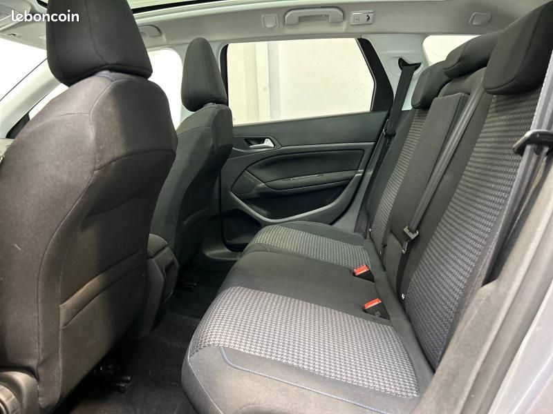 Peugeot 308 SW 1.2 PureTech 110ch E6.c S&S Style (image 7)