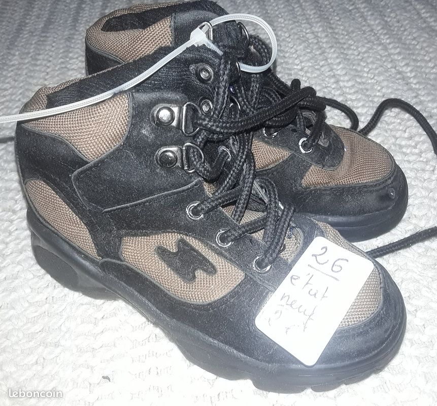 Petits accessoires enfants : bonnets,gants ski,bottes pluie,foulards (image 4)