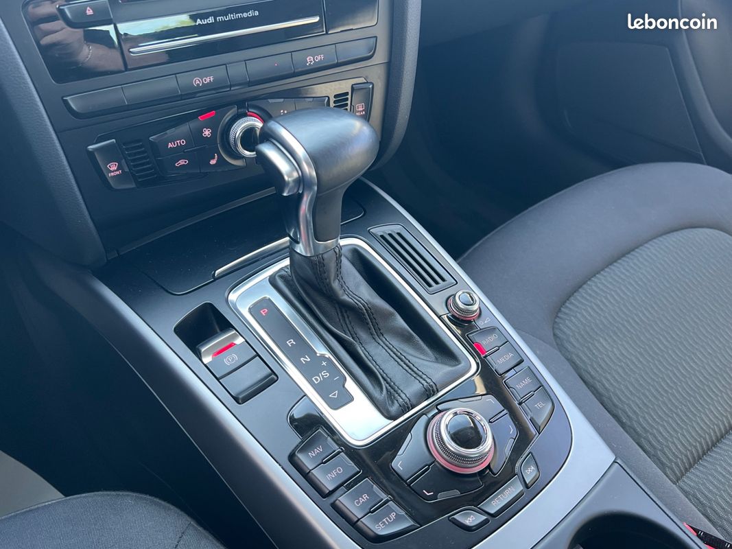 AUDI A5 SPORTBACK 1.8 TFSI 170ch AMBIENTE RADAR DE RECUL (image 9)