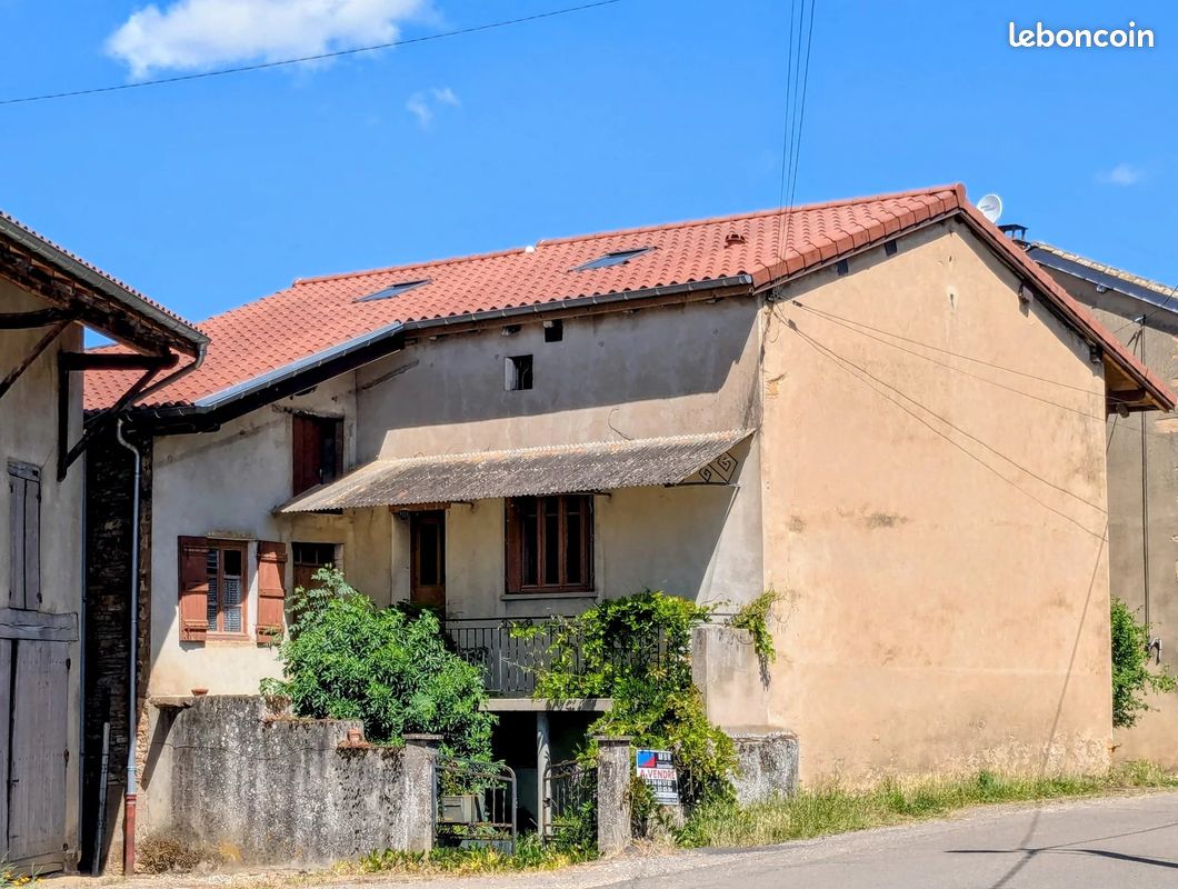 Maison 4 pièces 182 m² · à Laizé · 182 m² · 129 000 €