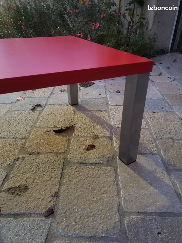 Table basse contemporaine (image 2)