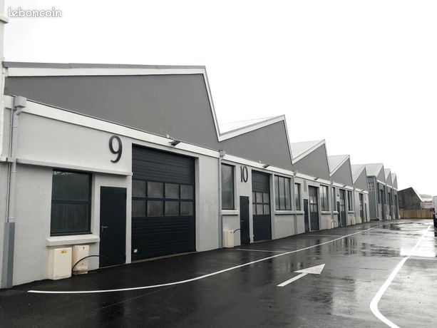 Local 290 m² à Brest