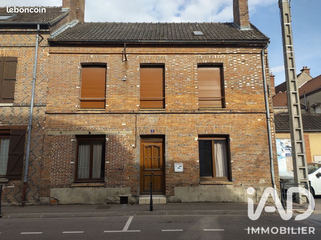 Maison 4 pièces 77 m² · à Anglure · 77 m² · 89 000 €
