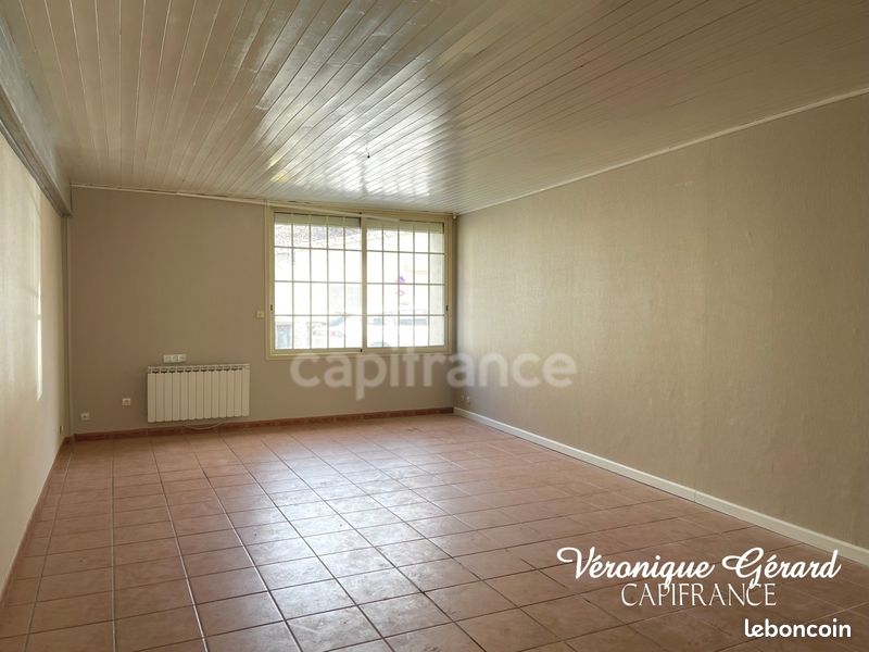 Maison 5 pièces 153 m² - Vélines 24230 (image principale 3)