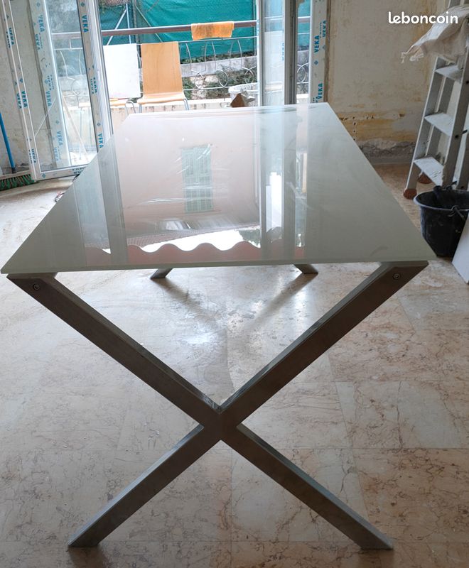 Bureau (image 2)
