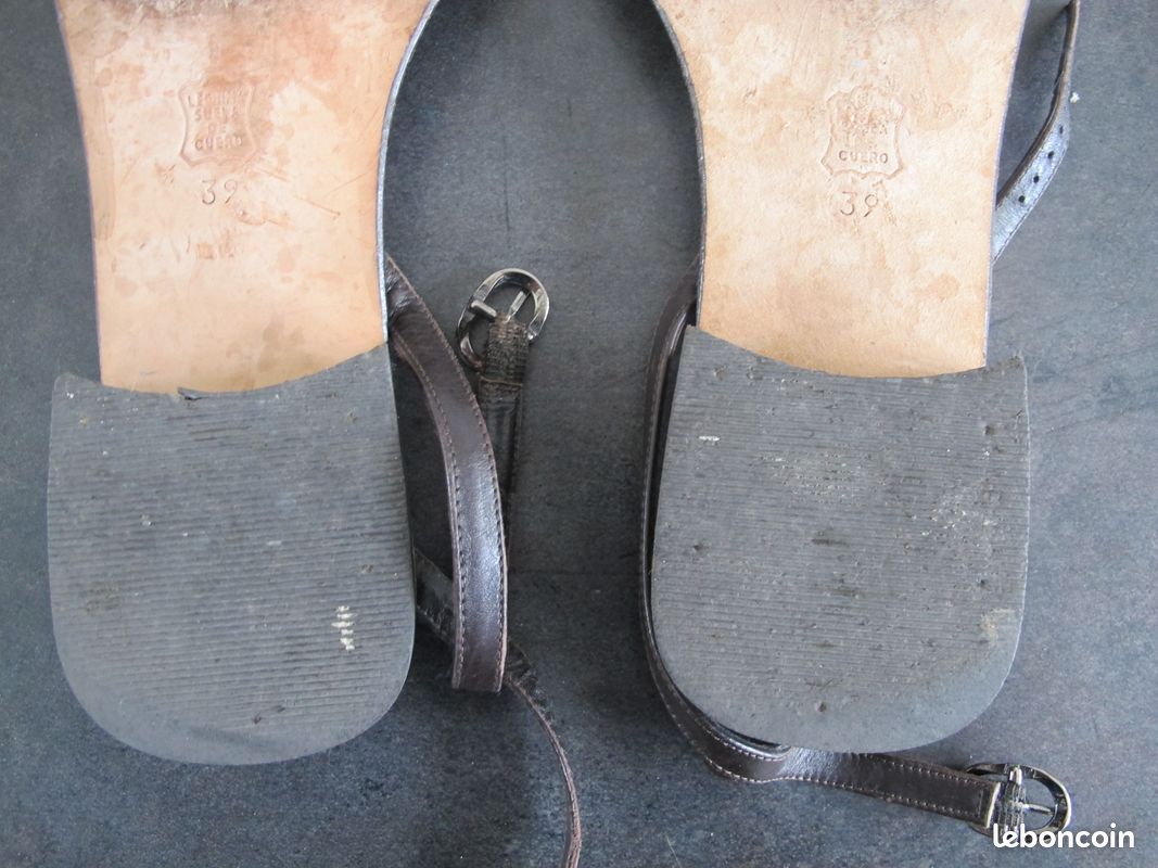 Chaussures marron avec brides ZARA (image 3)