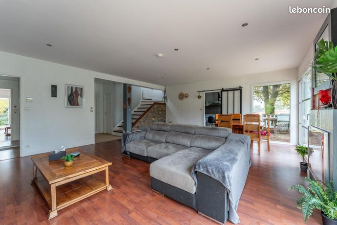 Maison 6 pièces 144 m²