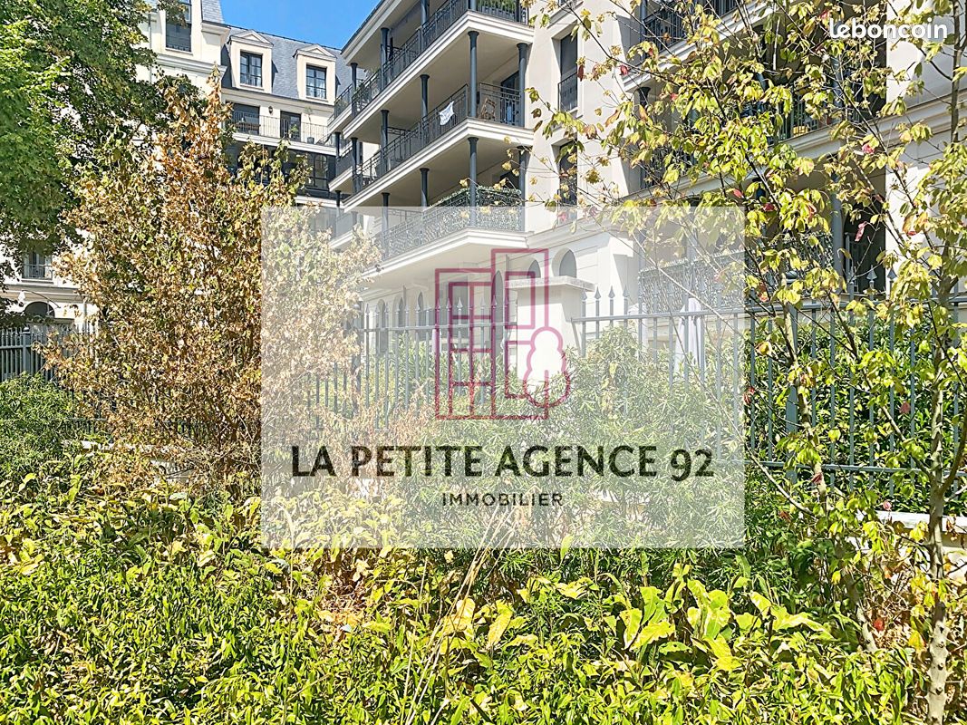 Appartement 2 pièces 38 m² · à Clamart · 38 m² · 941 €