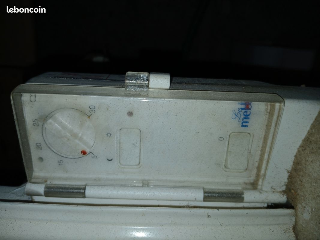 Radiateur Vivrelec 800W (image 2)