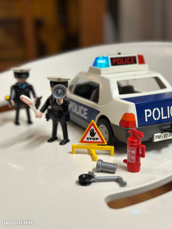 Ancien Lot De Voitures De Police Playmobil 3904 - Jouet D'occasion Pour Enfants