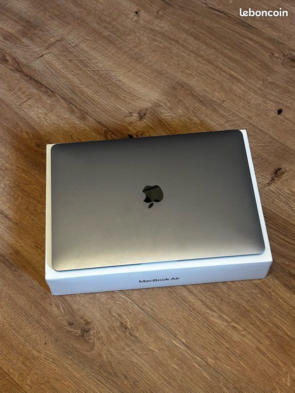 MacBook Air 13" M1 2020 – Écran HS (image 1)