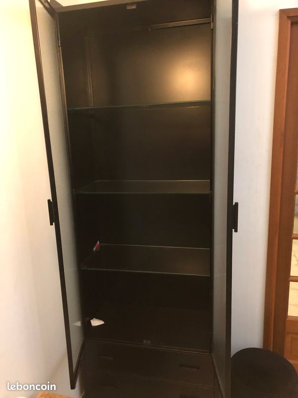 Armoire (image 2)