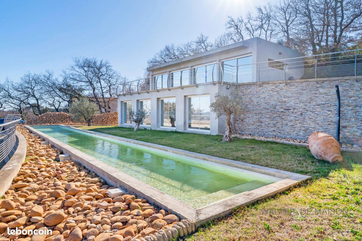 Maison 6 pièces 200 m² · à Rochefort-du-Gard · 200 m² · 895 000 €