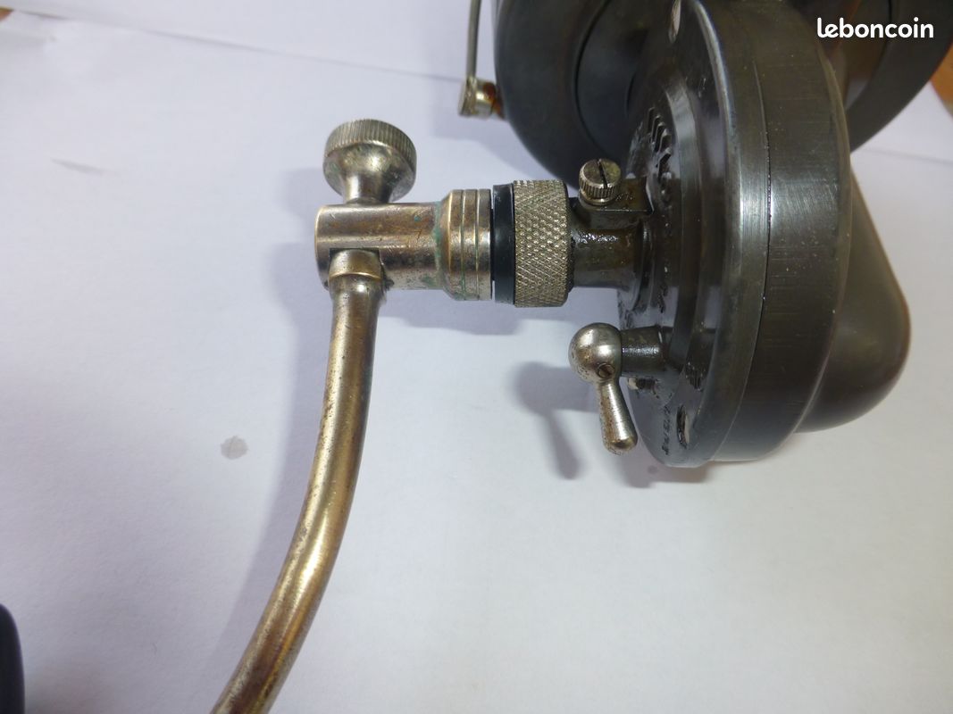 Moulinet ancien sans trace de marque - Collection