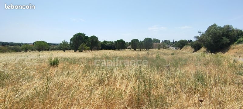Terrain 7 942 m² Sernhac · 212 000 €