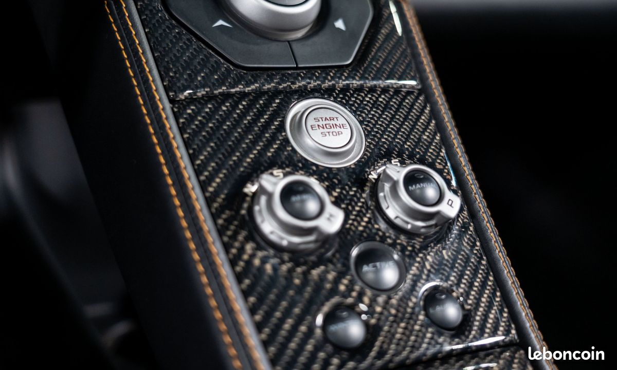 MCLAREN MP4-12C Spider V8 3.8 625 - FRANCAISE / Lift / Echapp. Sport / Carbone / Cuir étendu / Meridian / 1535EMOIS (image 24)