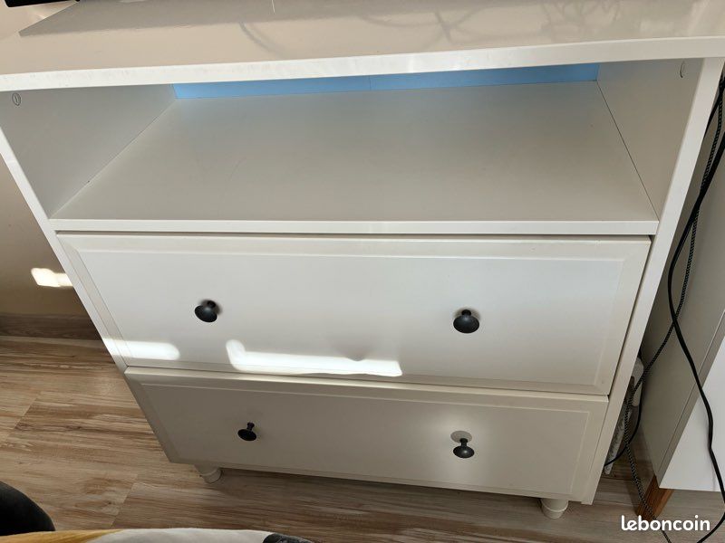 Commode IKEA avec table à langer amovible (image 1)